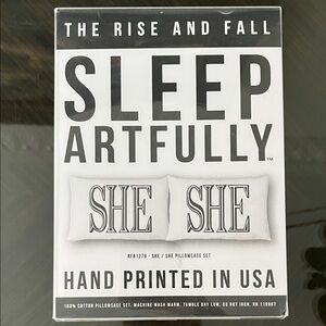 SHE-SHE Pillowcase Set - Black and White